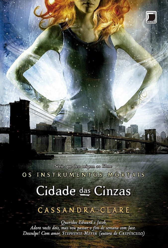 Livro Cidade das cinzas Cassandra Clare