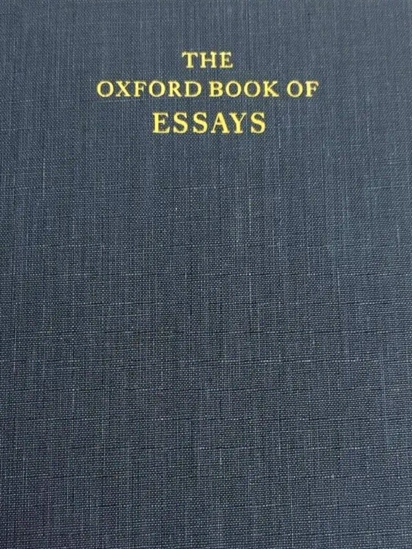 Livro The oxford book of essays Org. John Gross